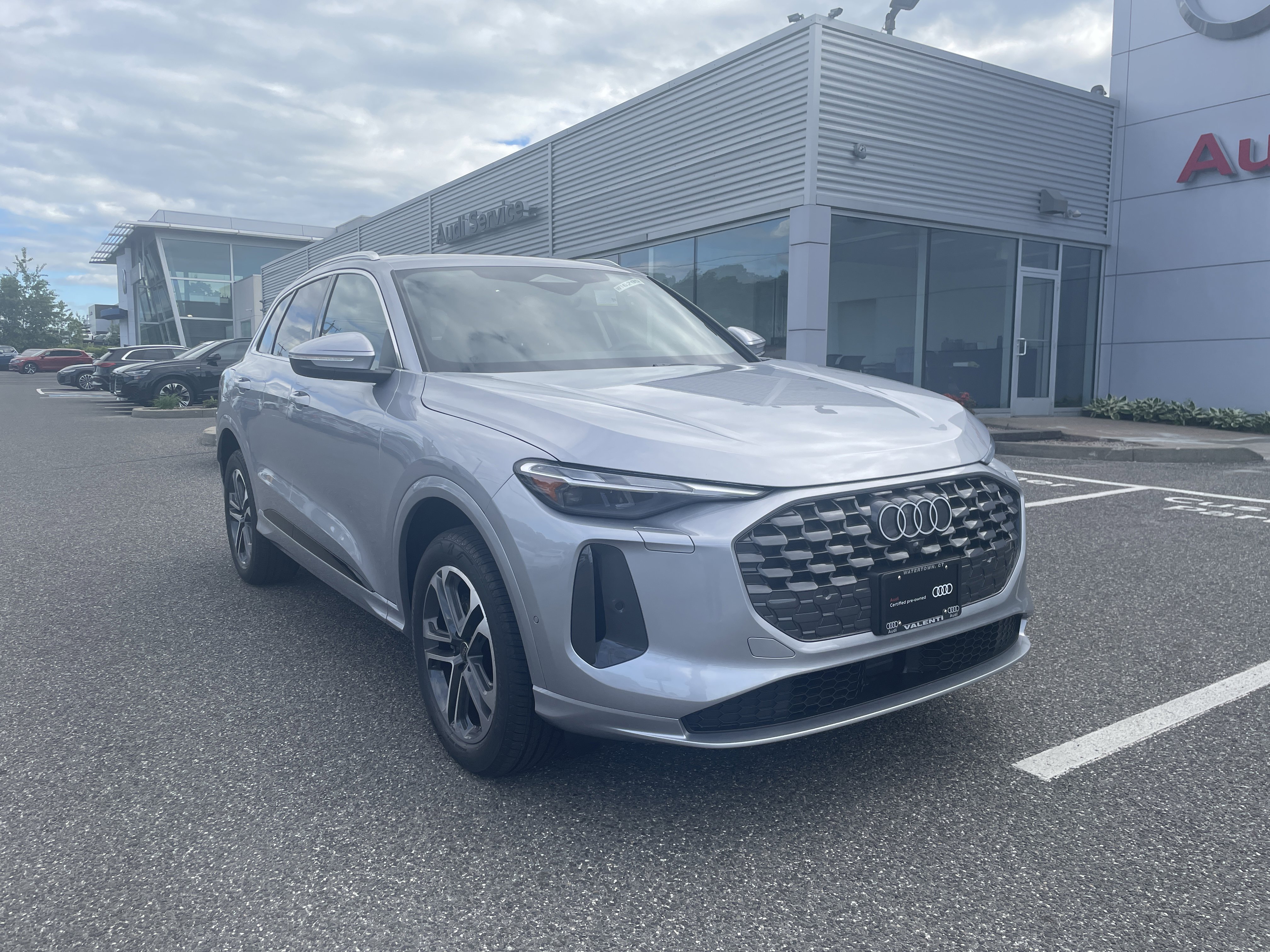 2025 Audi Q5 Premium