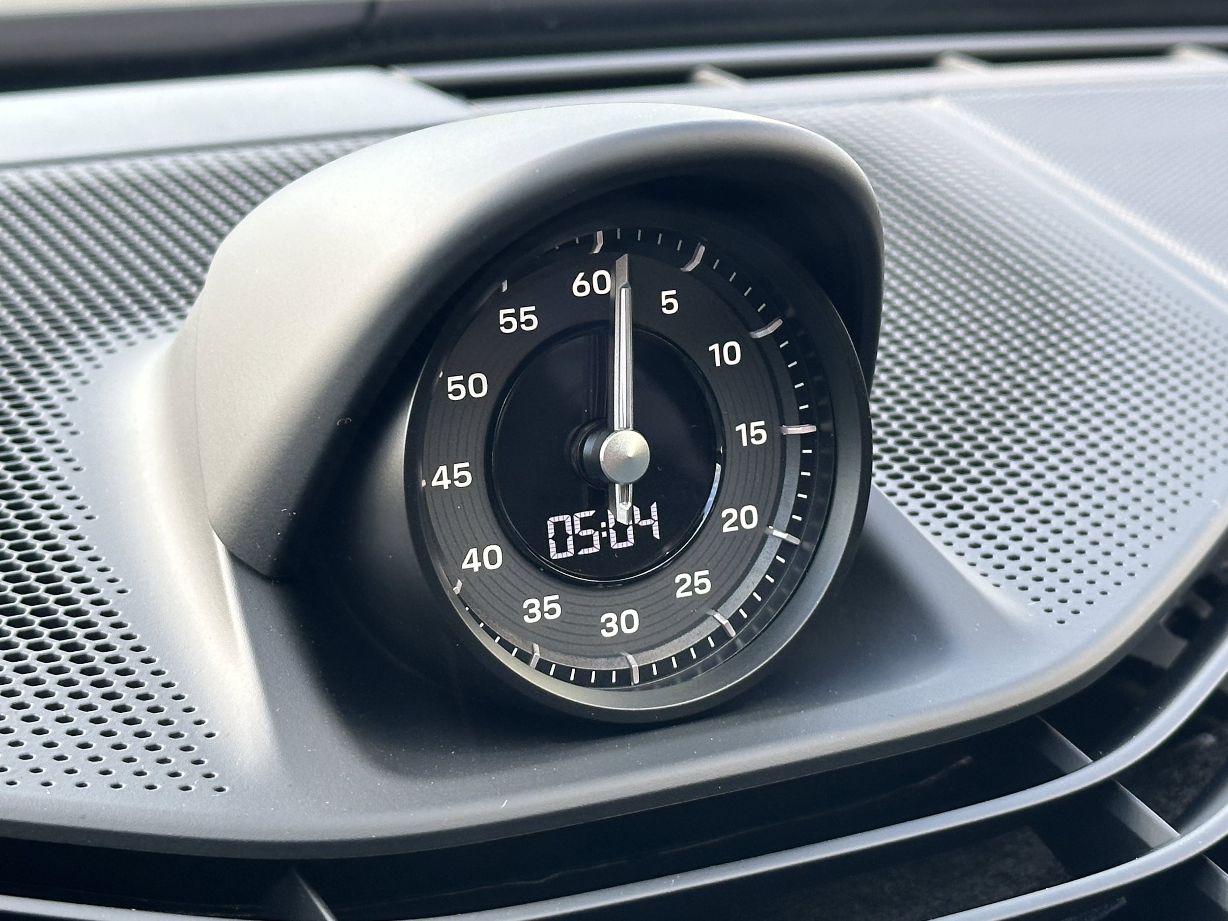 2026 Porsche Taycan S - Photo 28