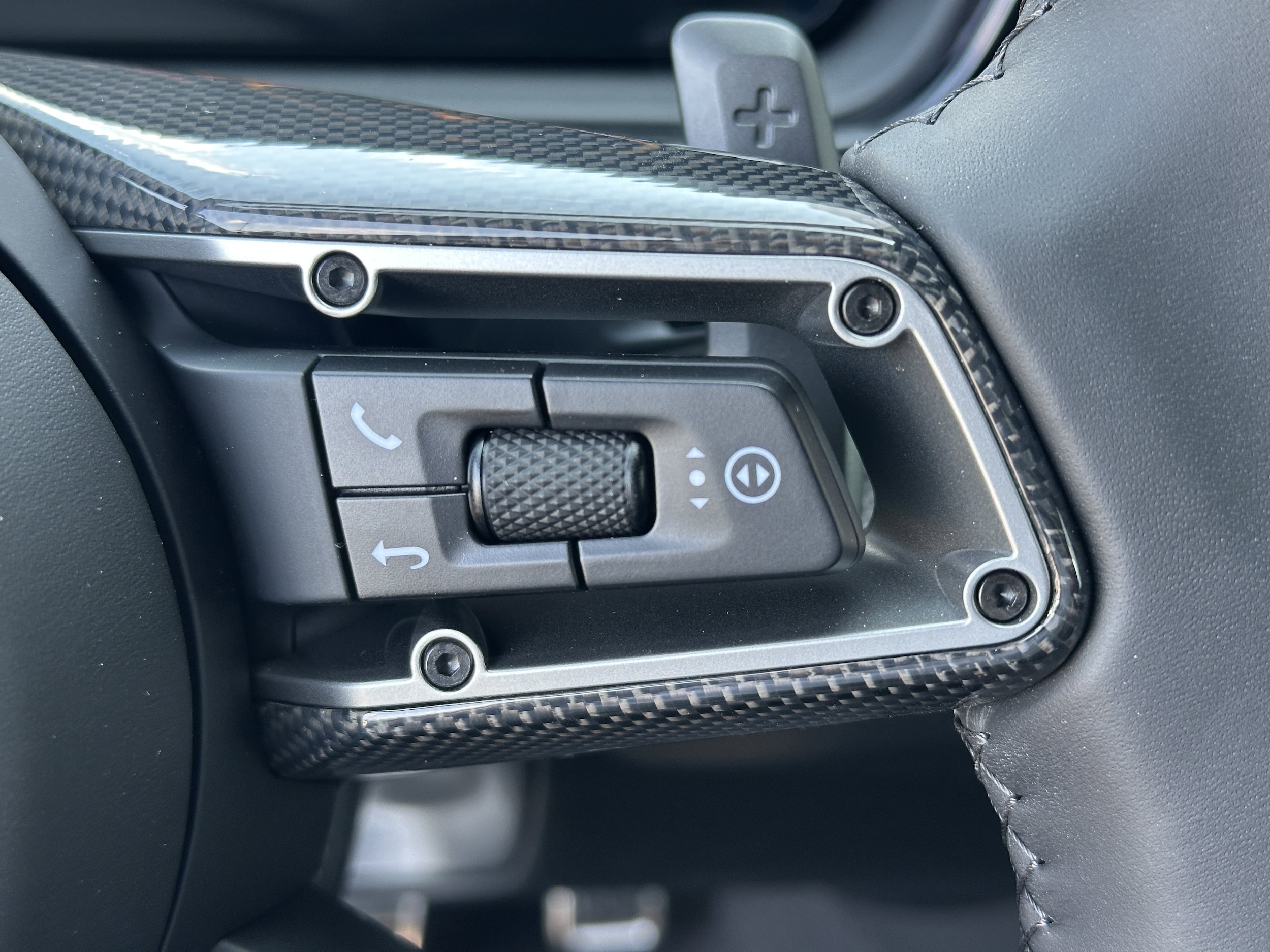 2025 Porsche Cayenne Coup Turbo E-Hybrid - Photo 18