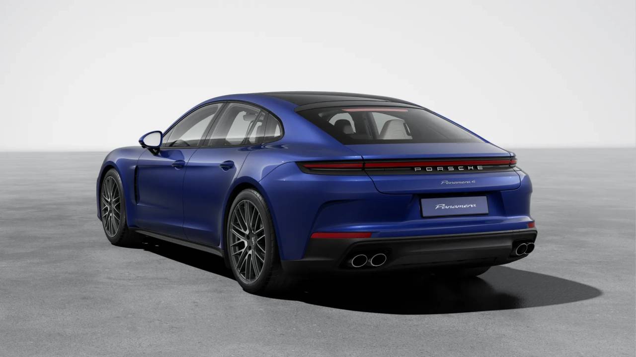 2026 Porsche Panamera 4 photo 3