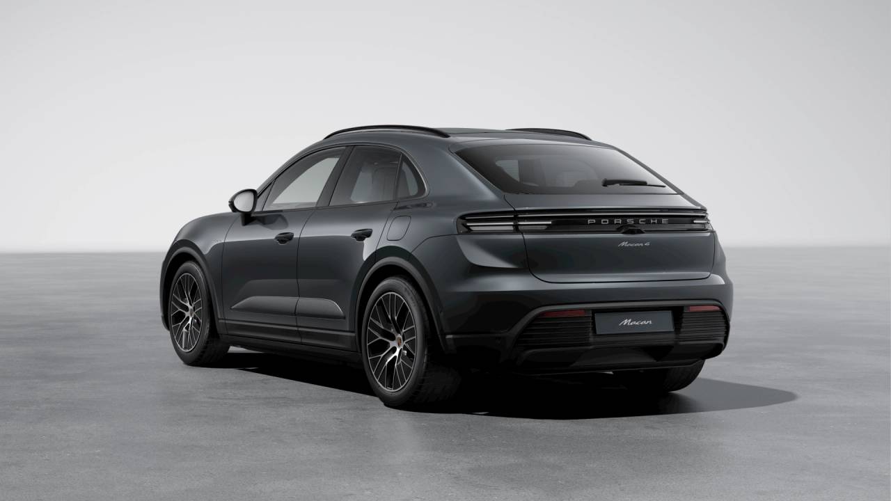 2026 Porsche Macan Electric 4 photo 2
