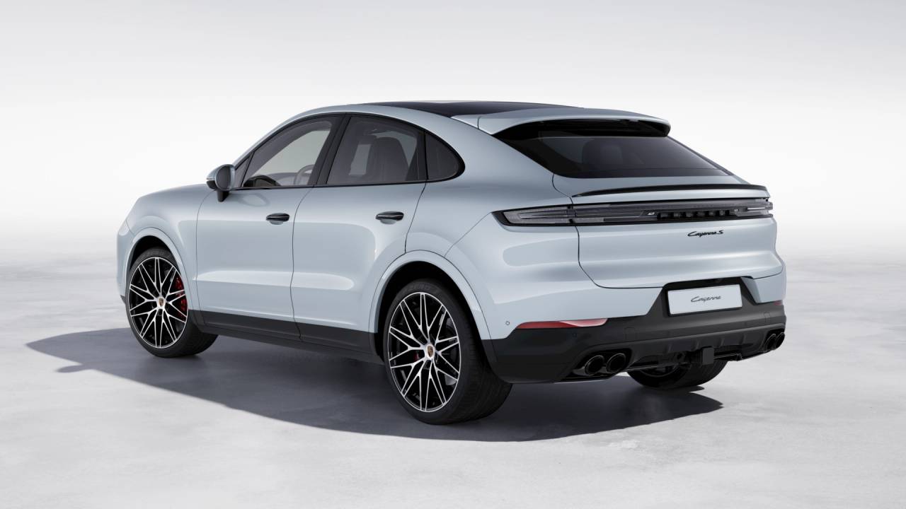2026 Porsche Cayenne S Coupe photo 3