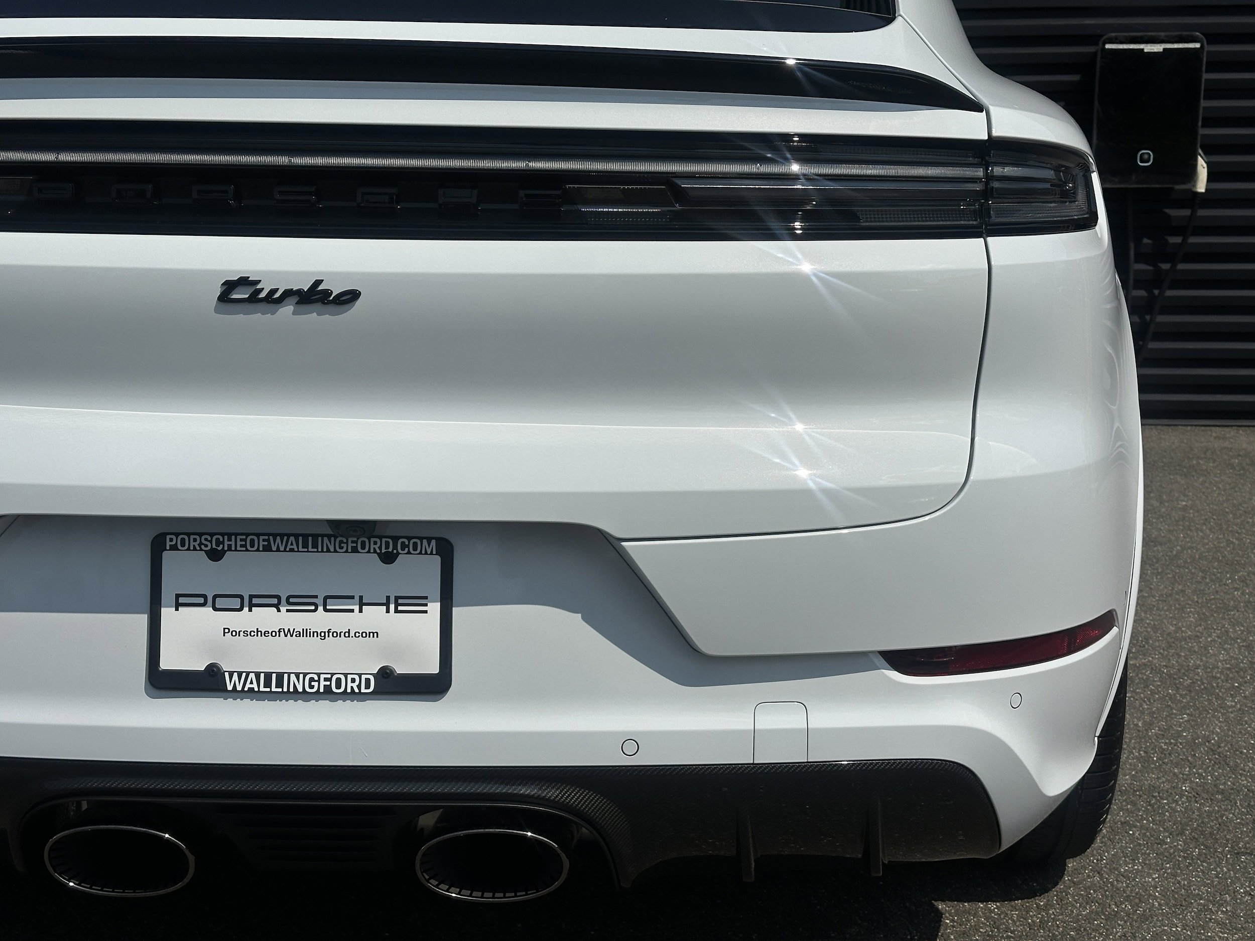 2025 Porsche Cayenne Coup Turbo E-Hybrid - Photo 30
