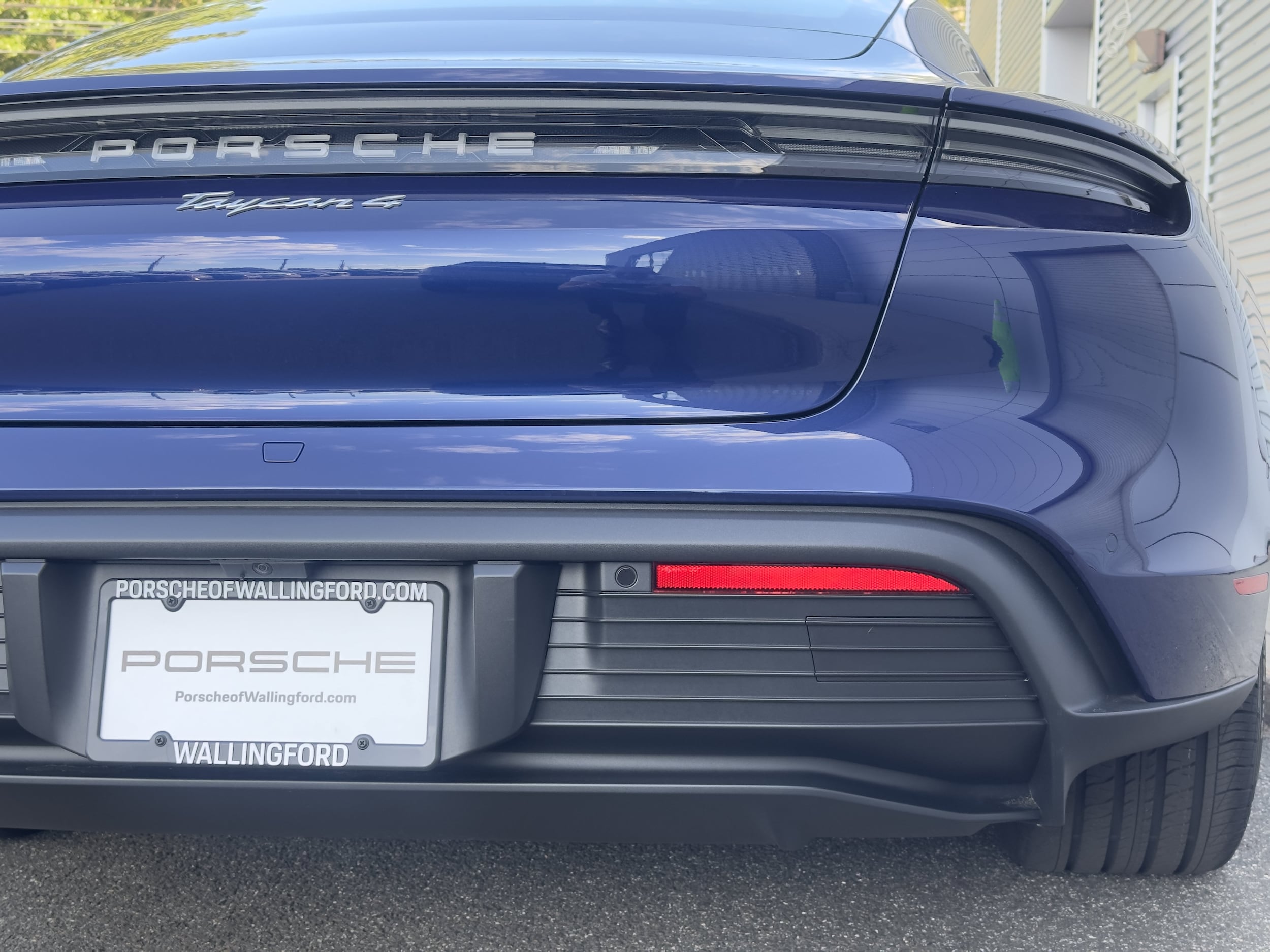 2025 Porsche Taycan Base - Photo 19