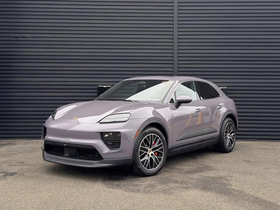 2025 Porsche Macan S