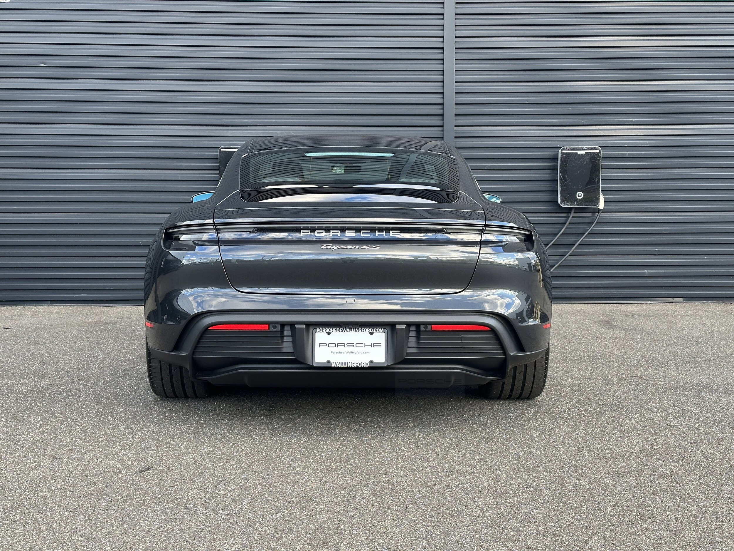 2026 Porsche Taycan S - Photo 7