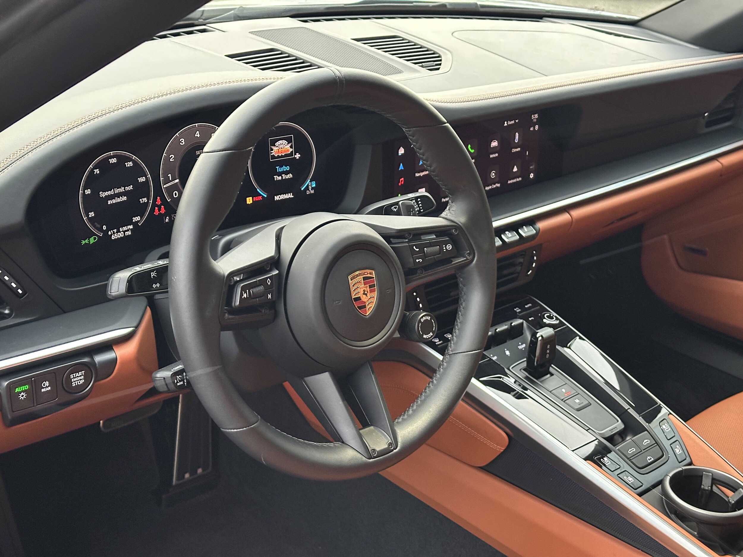 2025 Porsche 911 Cabriolet photo 4