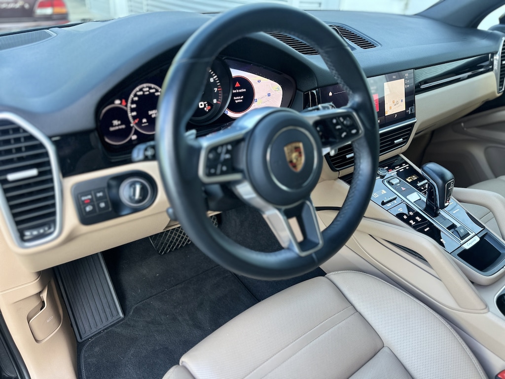 Certified 2022 Porsche Cayenne Platinum Edition Platinum Edition AWD