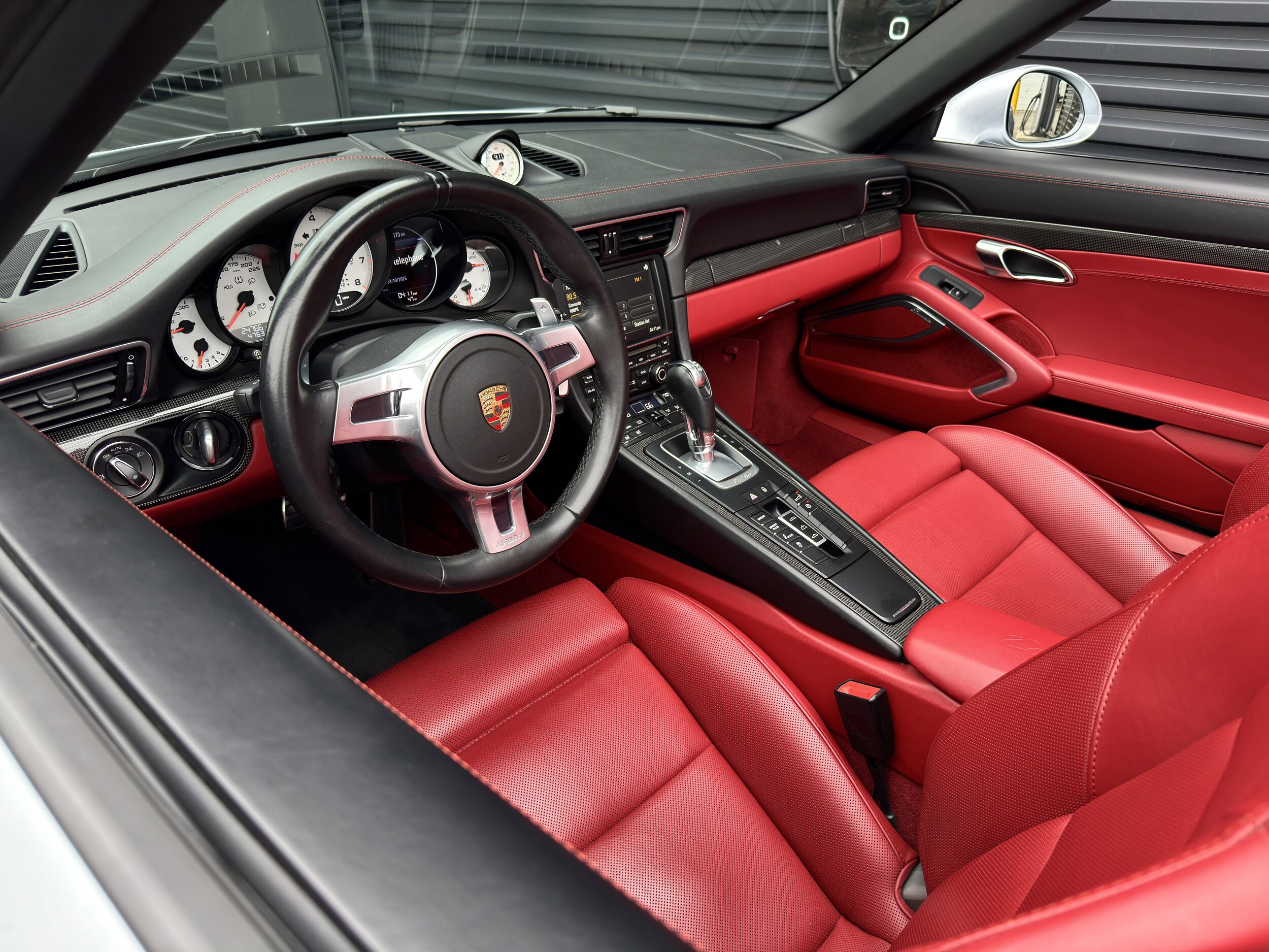 2016 Porsche 911 Turbo S Cabriolet photo 4