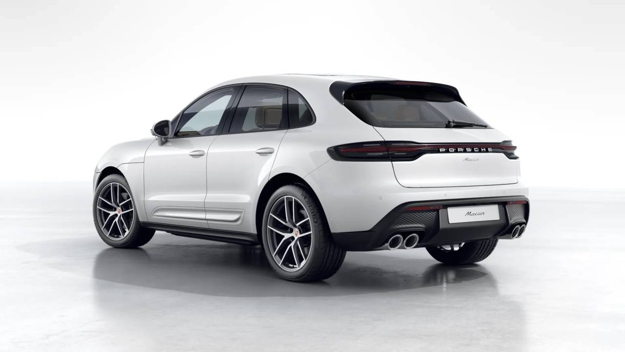 2026 Porsche Macan T photo 3