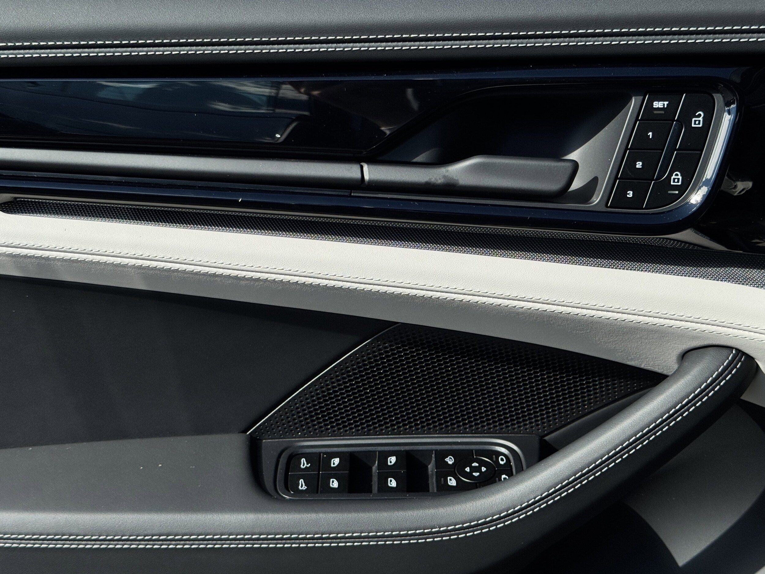 2025 Porsche Panamera Base - Photo 21