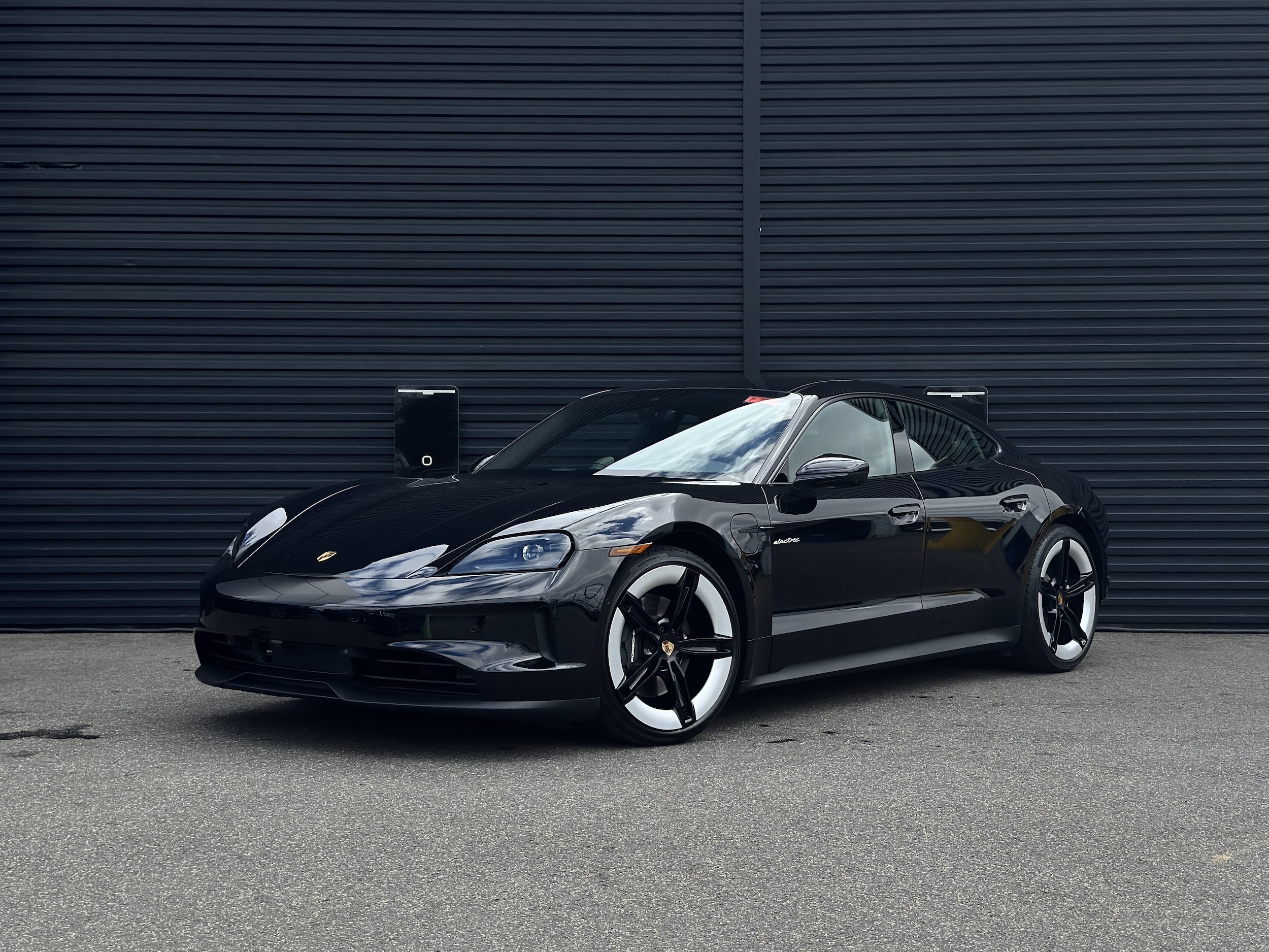2025 Porsche Taycan