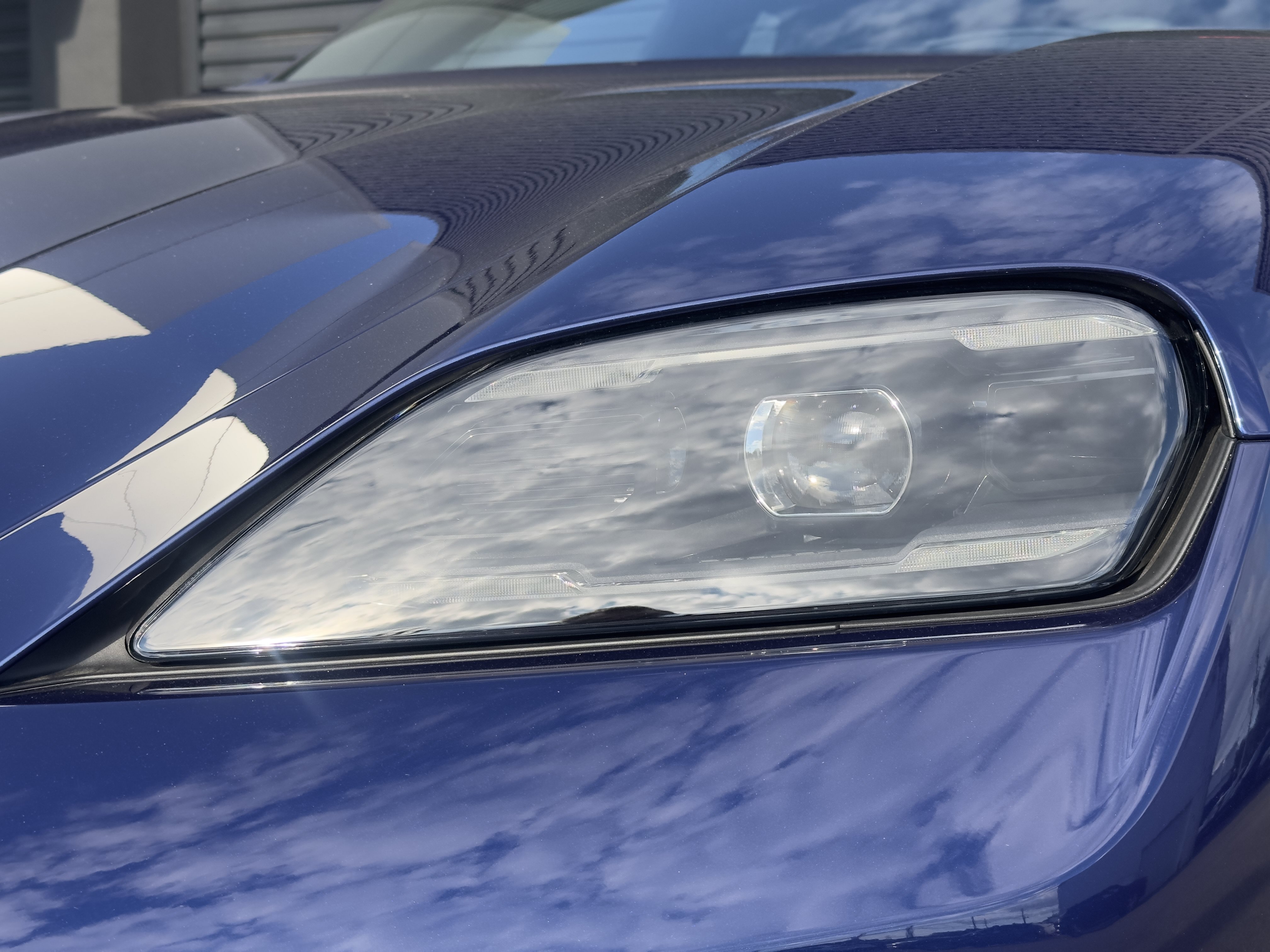 2025 Porsche Taycan Base - Photo 17