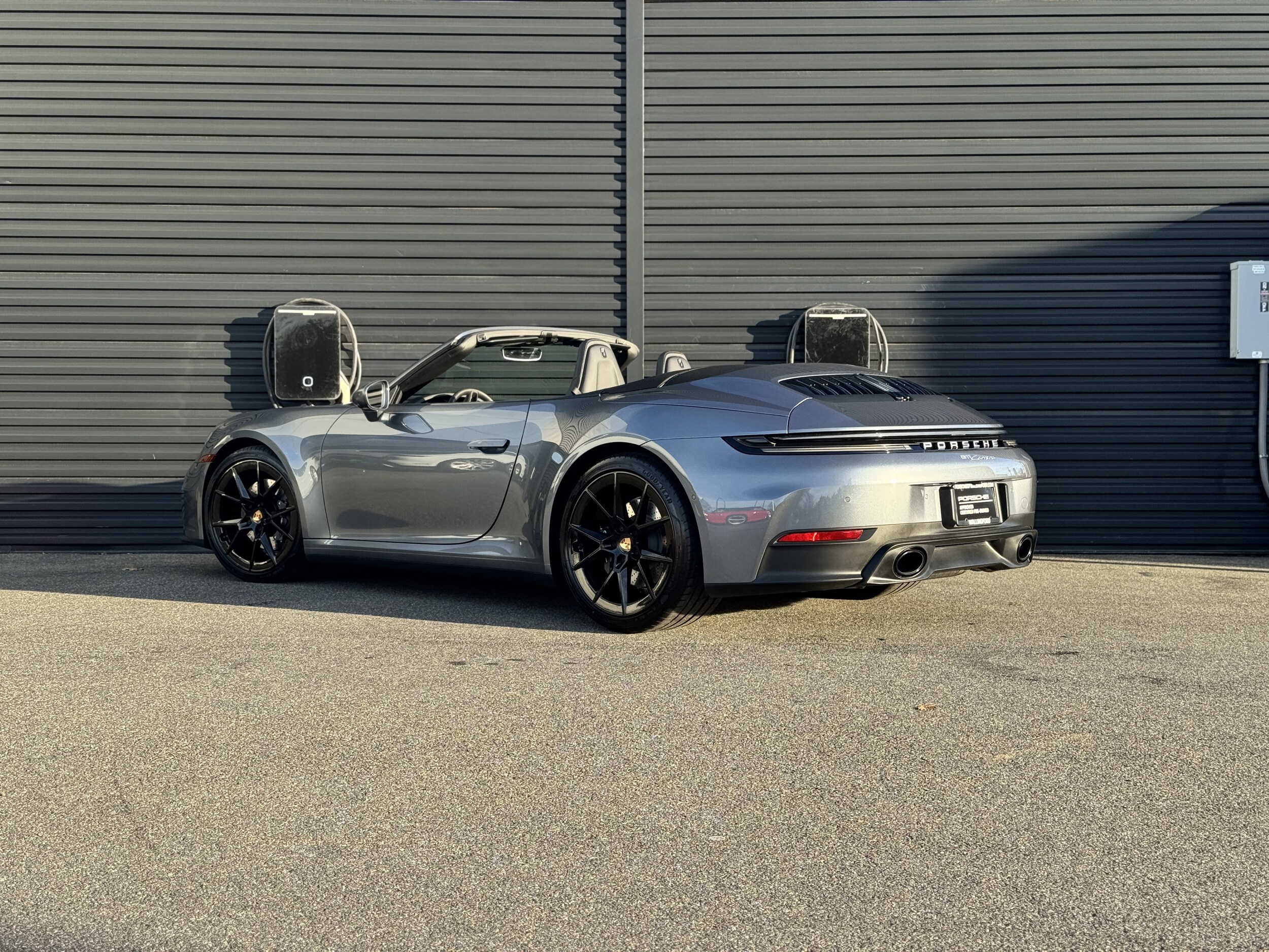 2025 Porsche 911 Cabriolet photo 3