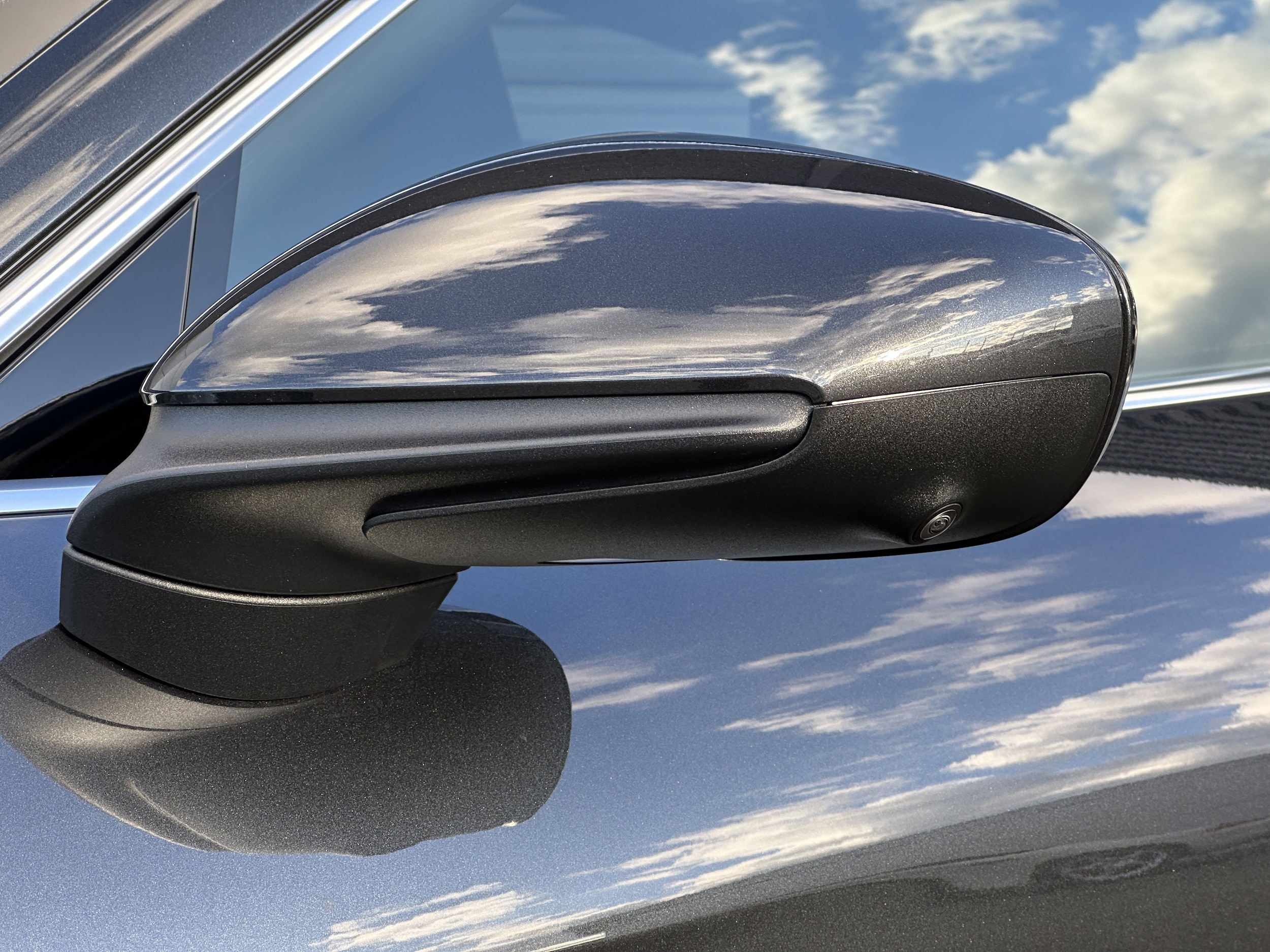 2026 Porsche Taycan S - Photo 17