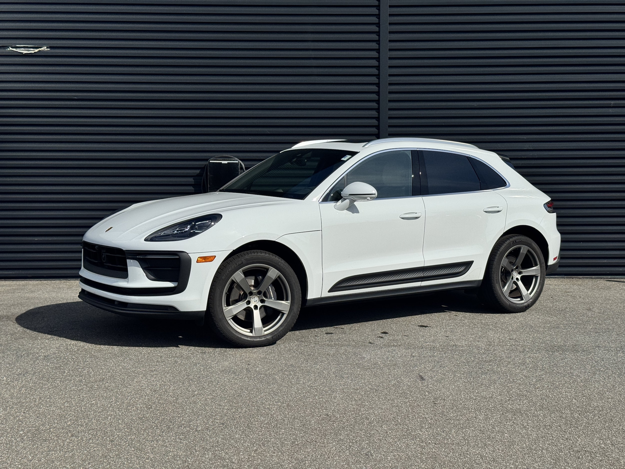2023 Porsche Macan