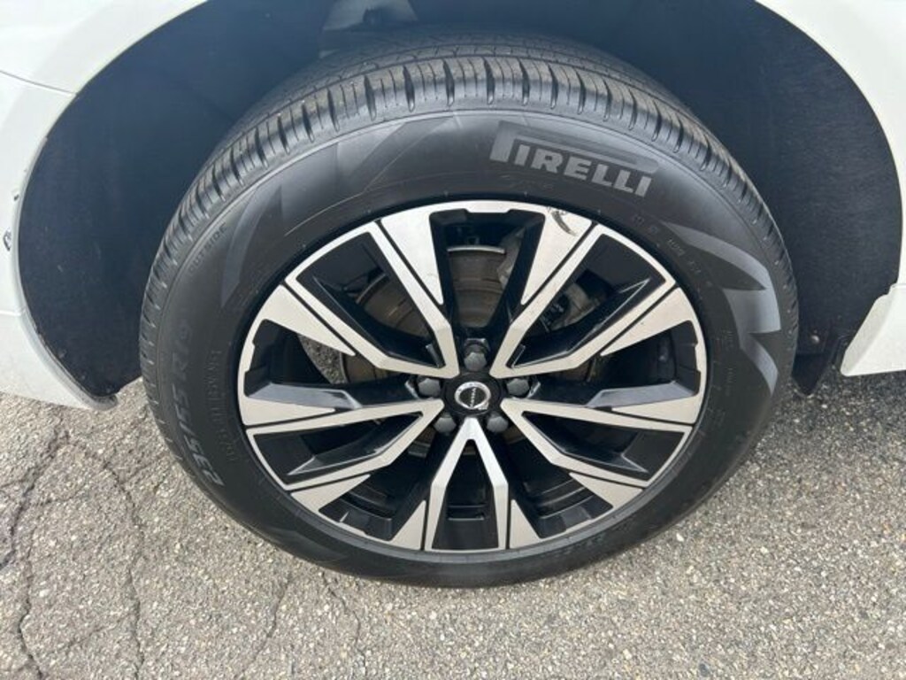 Used 2023 Volvo XC60 B5 Plus Bright Theme SUV