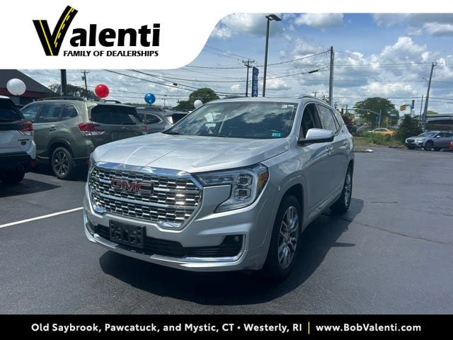 2022 GMC Terrain Denali AWD's photo