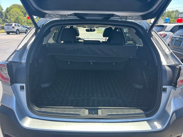 2025 Subaru Outback Onyx Edition - Photo 10