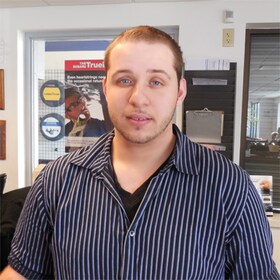 Staff member Jason Jarvis from ID_4db7e9d2b76d