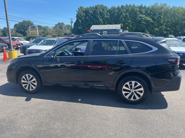 2020 Subaru Outback Premium photo 3