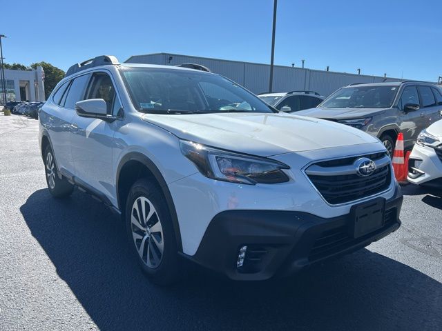 2021 Subaru Outback Premium photo 2