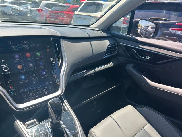 2025 Subaru Outback Onyx Edition - Photo 18