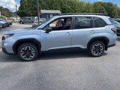 2025 Subaru Forester Premium SUV