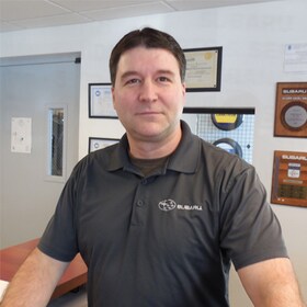 Staff member Craig Miller from ID_4db7e9d2b76d
