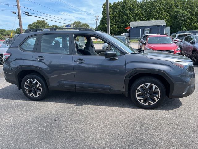 2025 Subaru Forester Base photo 2
