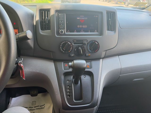 2021 Nissan NV200 SV - Photo 21