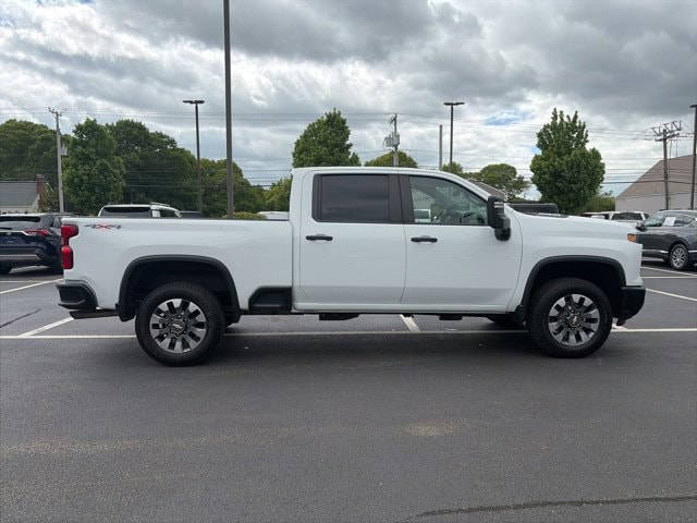 2024 Chevrolet Silverado 2500HD Custom - Photo 8