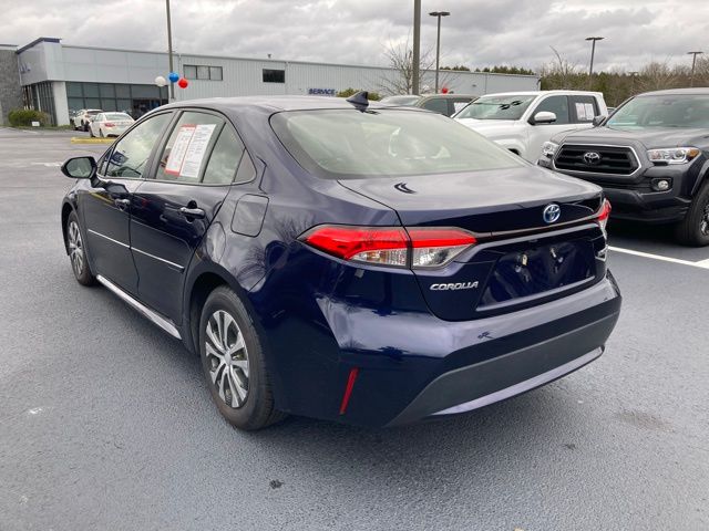 2022 Toyota Corolla Hybrid LE photo 3