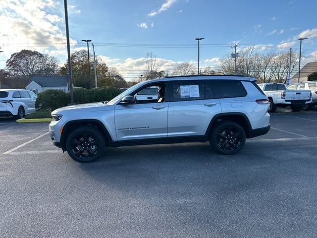 Used 2023 Jeep Grand Cherokee L Limited with VIN 1C4RJKBG1P8727847 for sale in Westerly, RI