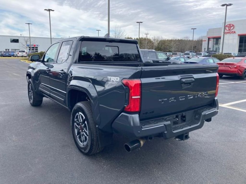 Used 2024 Toyota Tacoma Truck Double Cab
