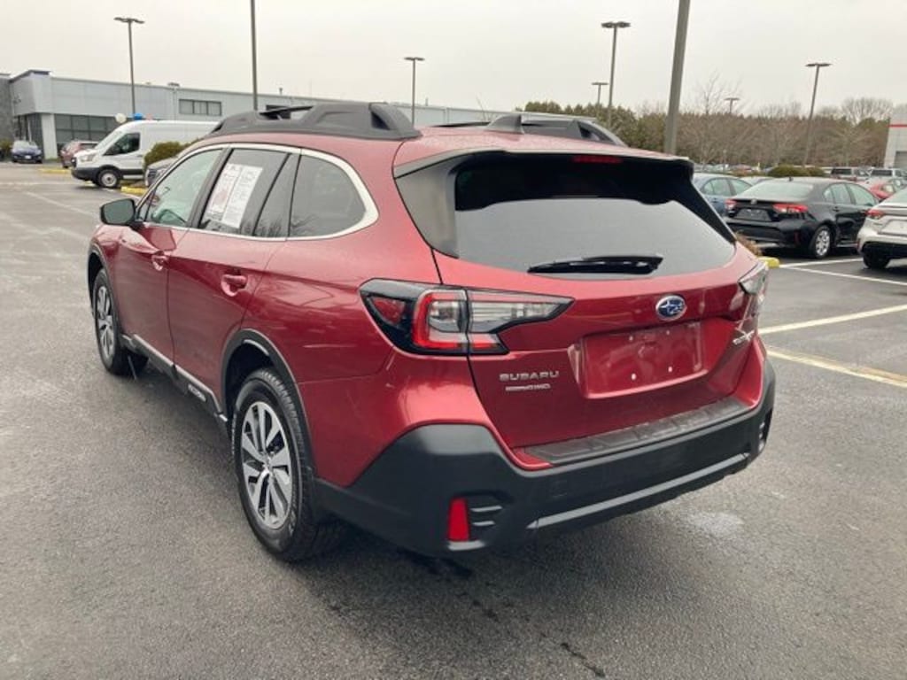 Used 2022 Subaru Outback Premium SUV