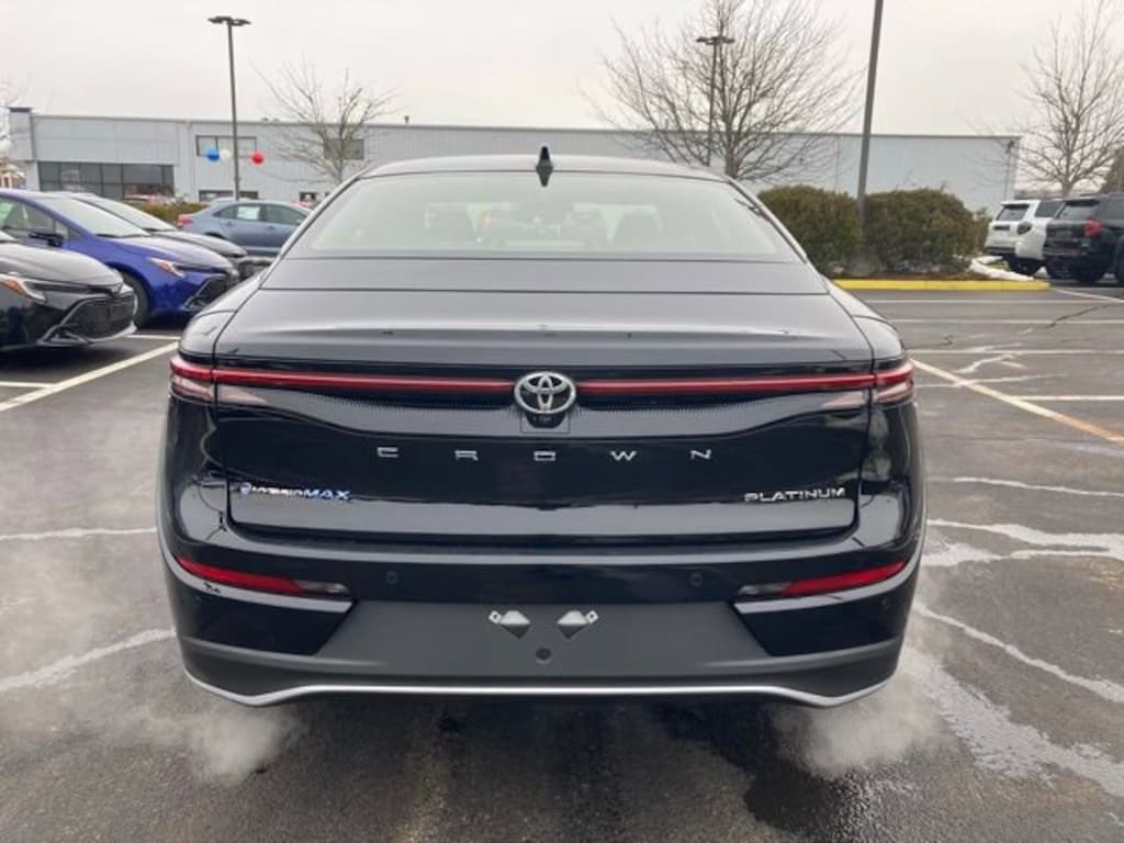 New 2026 Toyota Crown Platinum PLATINUM