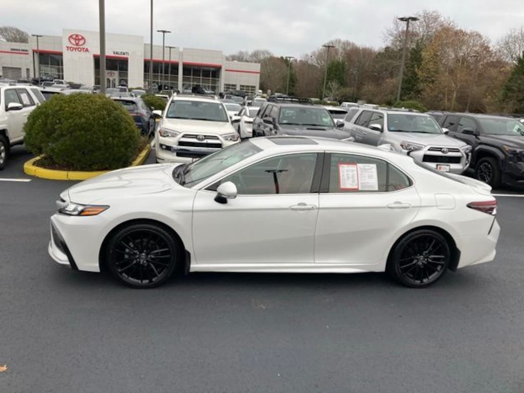 Used 2024 Toyota Camry Hybrid XSE Sedan