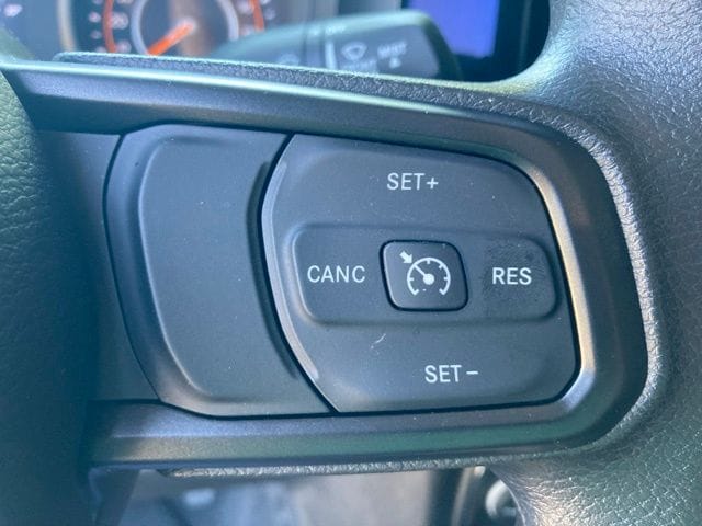 2025 Jeep Gladiator Nighthawk - Photo 24