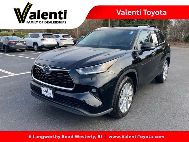 2023 Toyota Highlander Hybrid SUV 