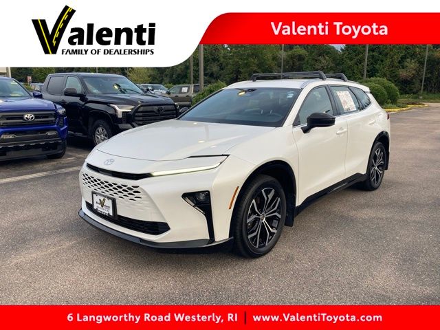 2025 Toyota Crown Signia XLE