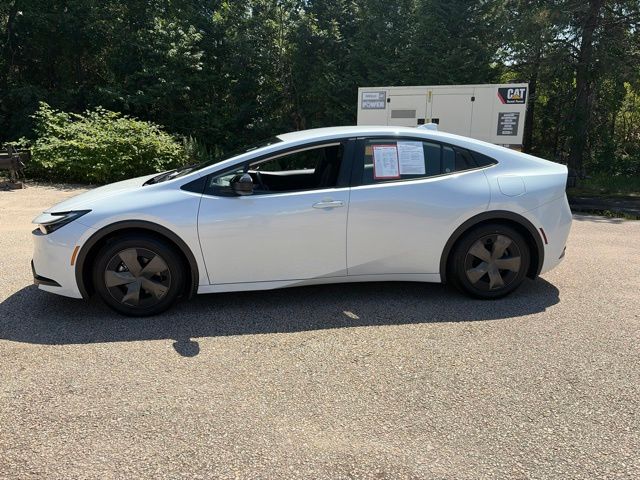 JTDACACUXR3030733