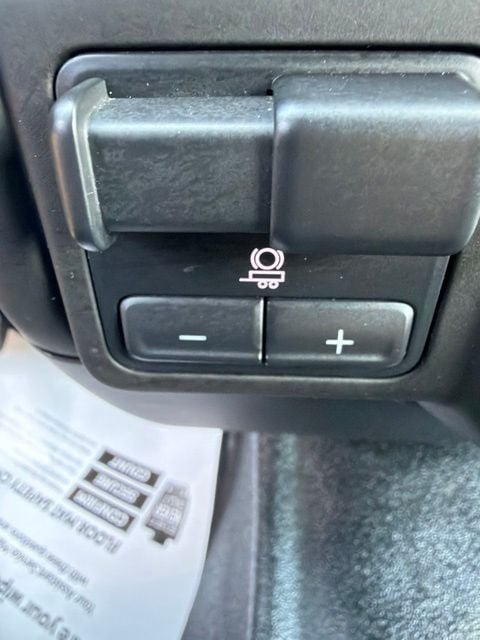 2024 GMC Sierra 3500HD Pro - Photo 23