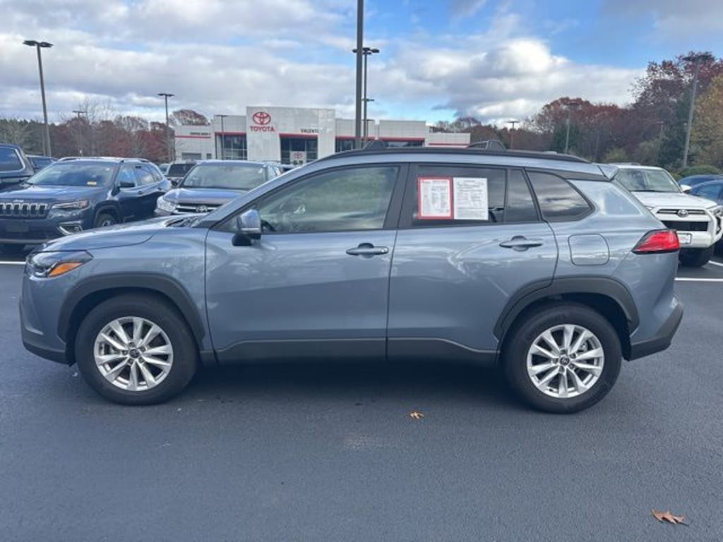 Used 2023 Toyota Corolla Cross LE SUV
