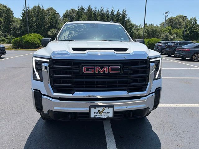 2024 GMC Sierra 3500HD Pro - Photo 9