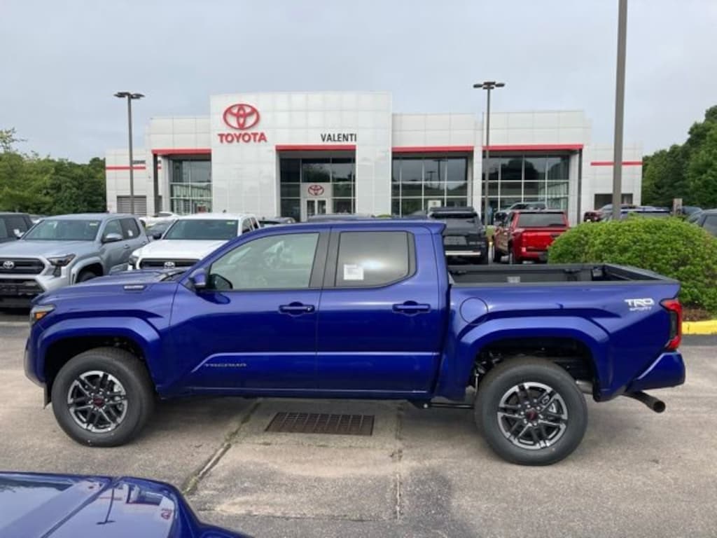 New 2025 Toyota Tacoma i-FORCE MAX TRD Sport 4X4 DOUBLE CAB HV