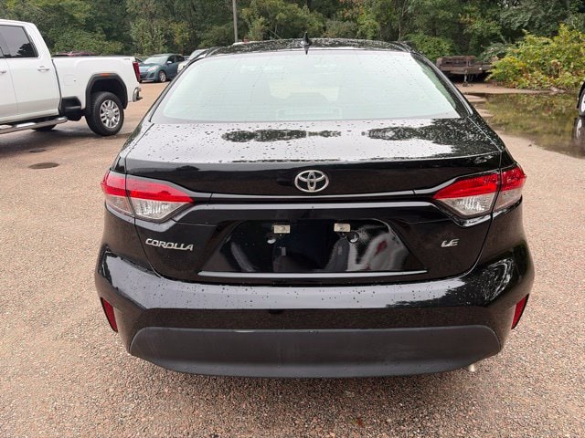 2025 Toyota Corolla LE - Photo 5