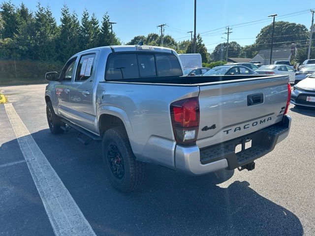 2023 Toyota Tacoma Double Cab photo 2