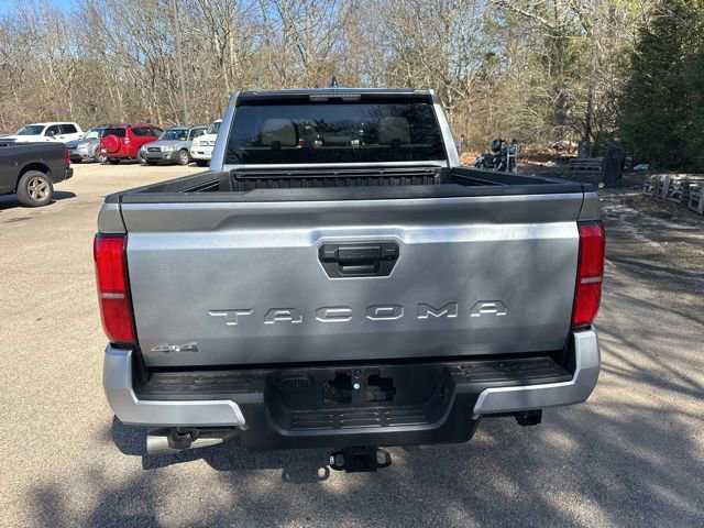 2024 Toyota Tacoma SR5 photo 4