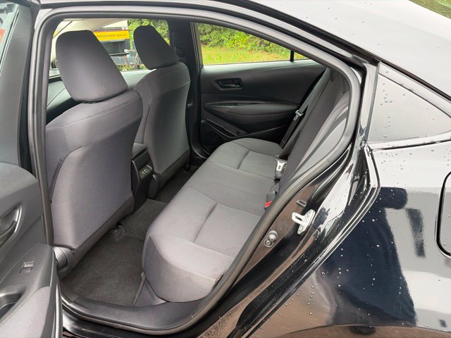 2025 Toyota Corolla LE - Photo 16